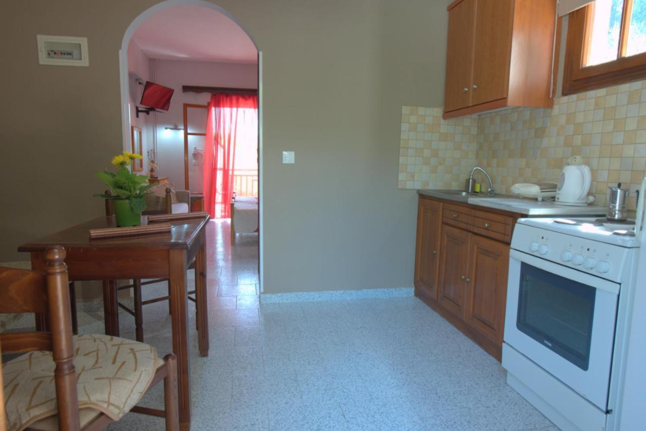 Ilias Apartments Ypsos Extérieur photo